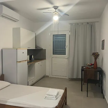 Apartament Dionysias Kiotari Gennadi
